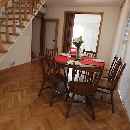 Apartment Ivka *