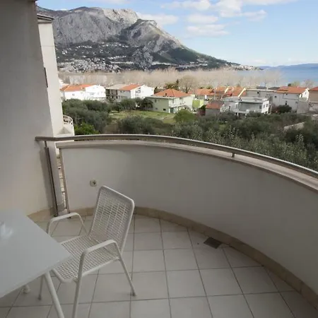 Ivka Apartamento *