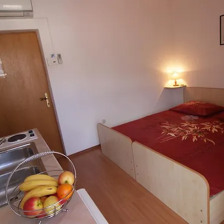 Ivka * Omiš